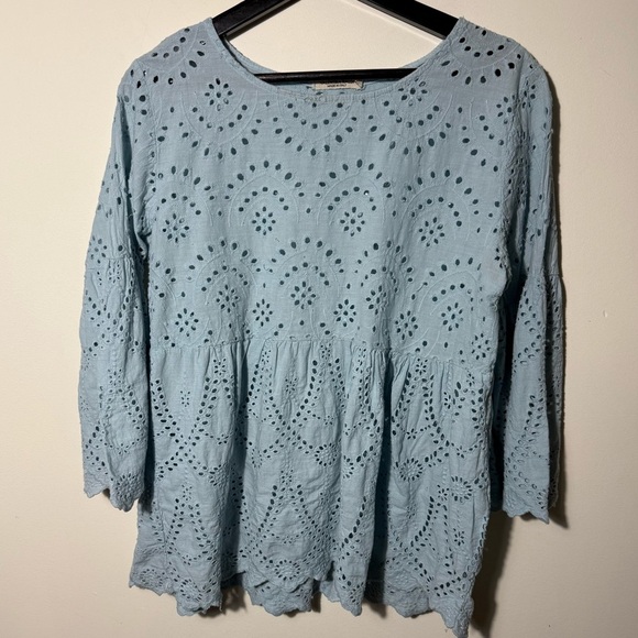 Valentina Naldi Tops - Blue Eyelet Tunic Top 100% cotton